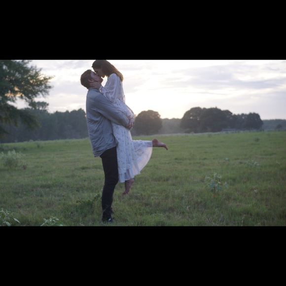 Meet your Posher, Heather - Picture 1 of 1